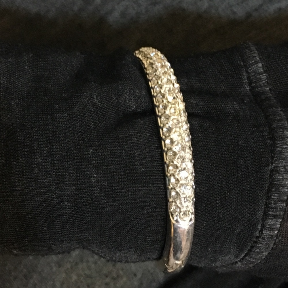 NRT Clamshell Bracelet